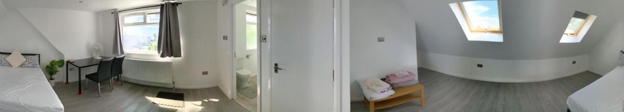 32 Homestay *